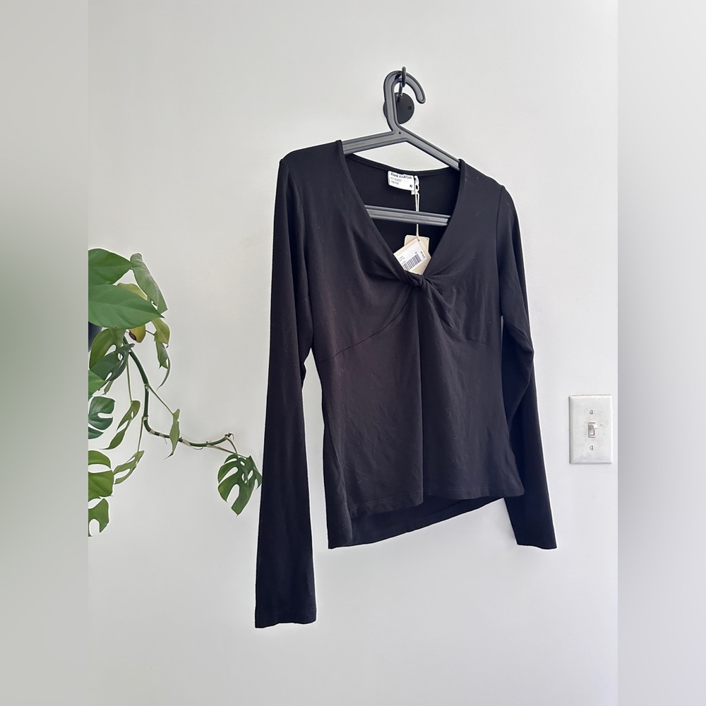 Frank & Oak Black V-Neck Long Sleeve Blouse